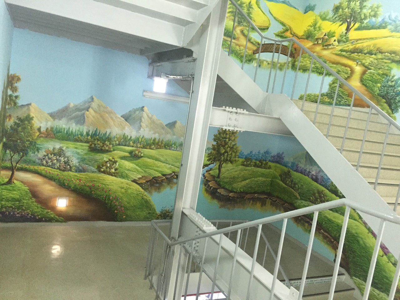 Vẽ tranh tường nghệ thuật